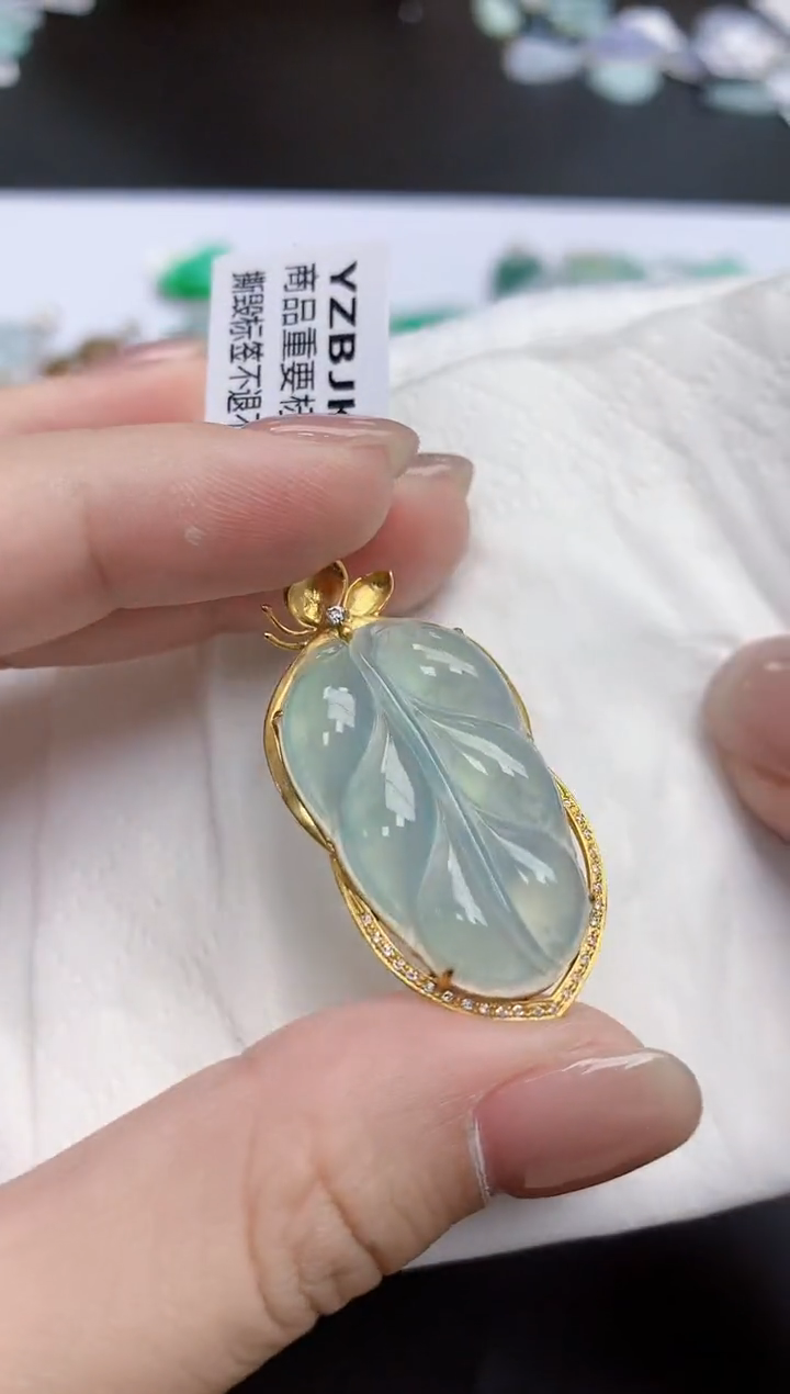 【闪购商品】翡翠颈饰18K金镶嵌天然缅甸翡翠A货