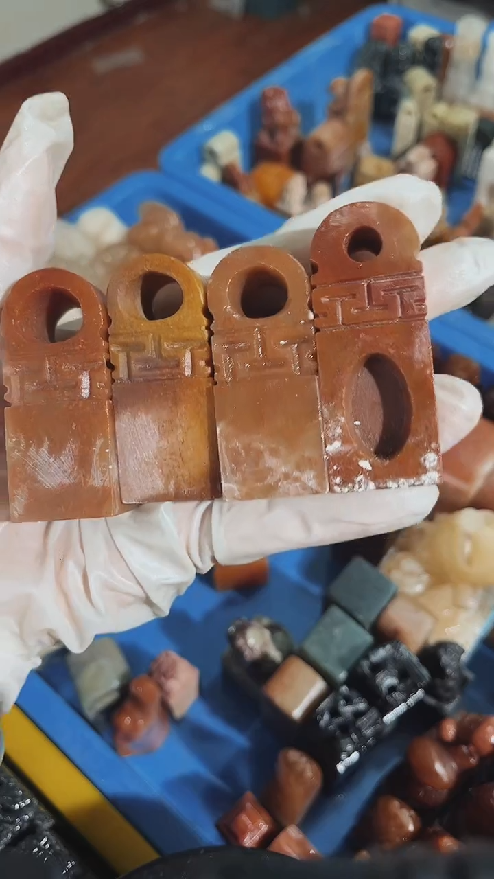 老挝石漠瑕疵不规则章