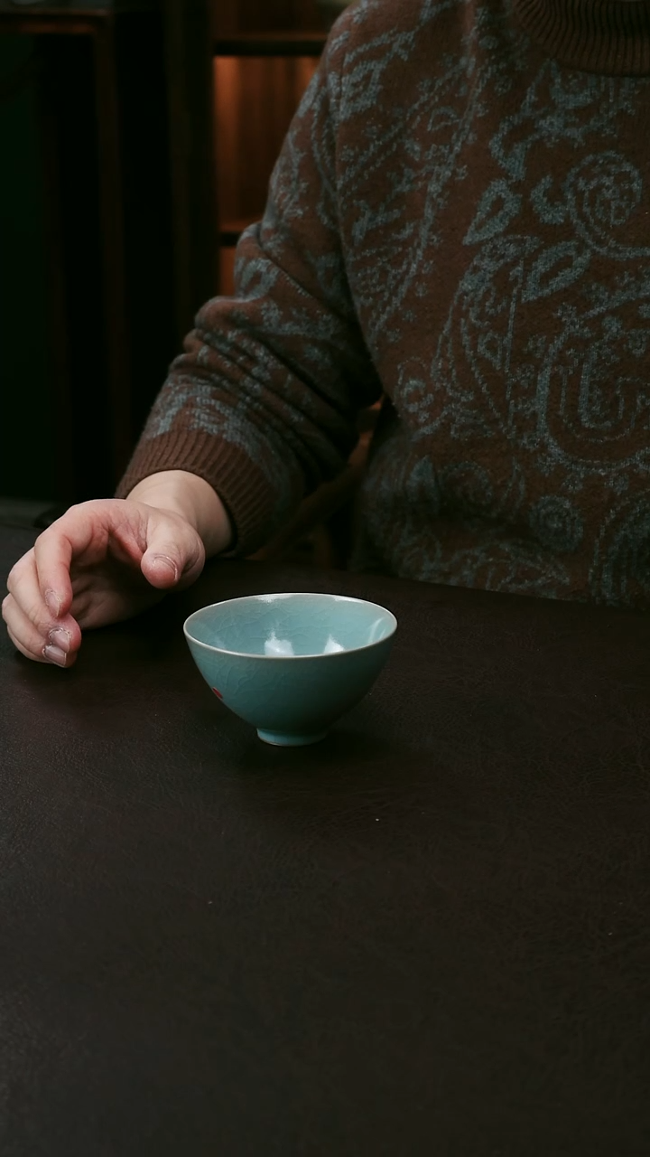 【闪购商品】其他汝官窑微微瑕鸡心杯38