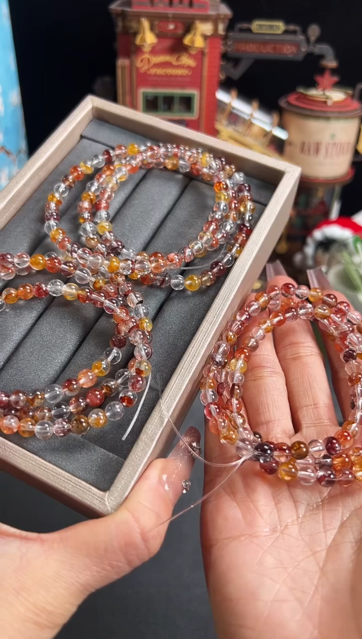 【闪购商品】水晶手串未镶嵌三圈多样性发其一