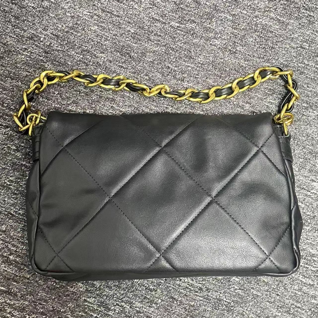真皮女包大包单肩包黑色10443
