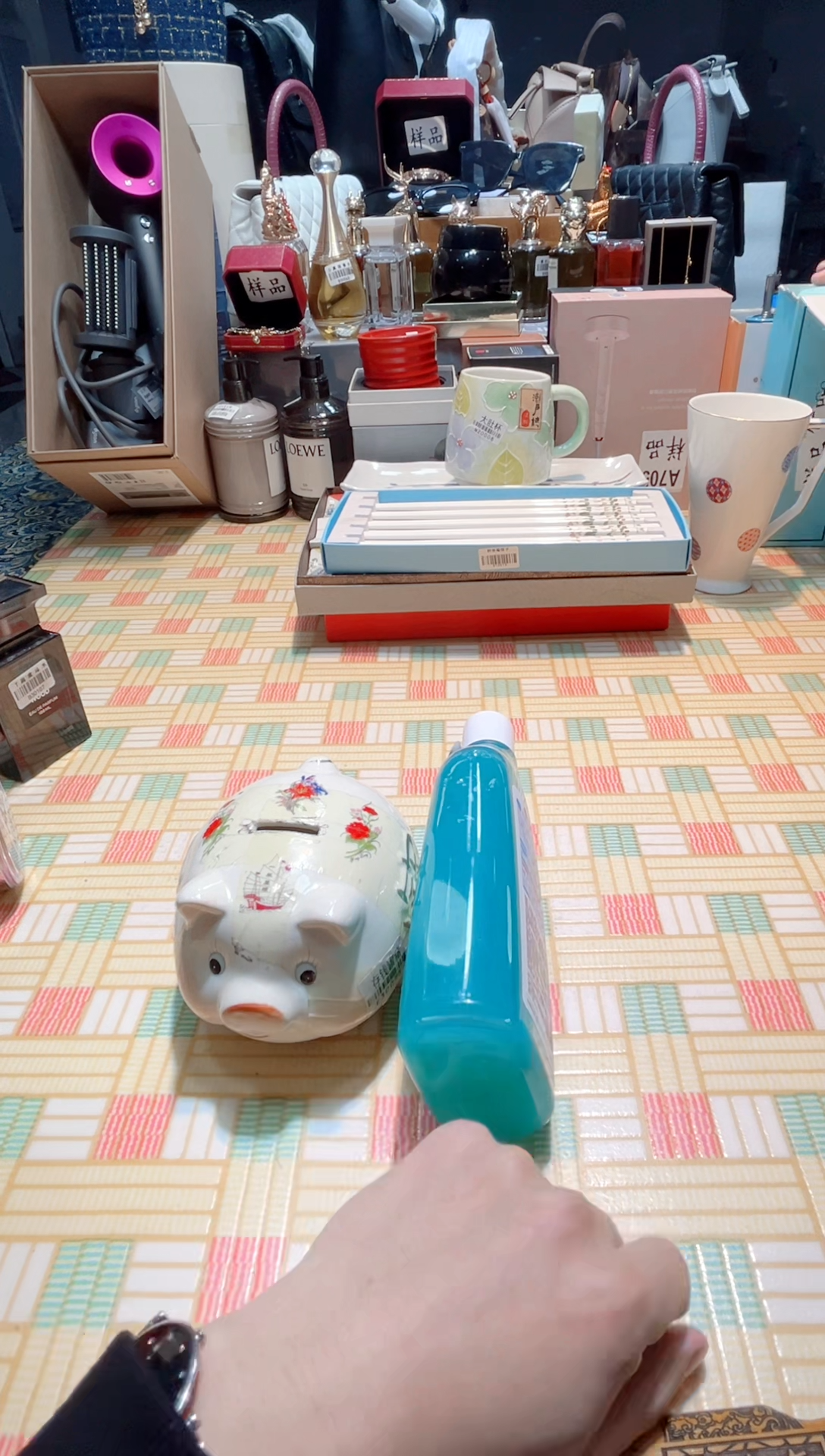 瓷片瓷器 库房到期 全部地板价@@1