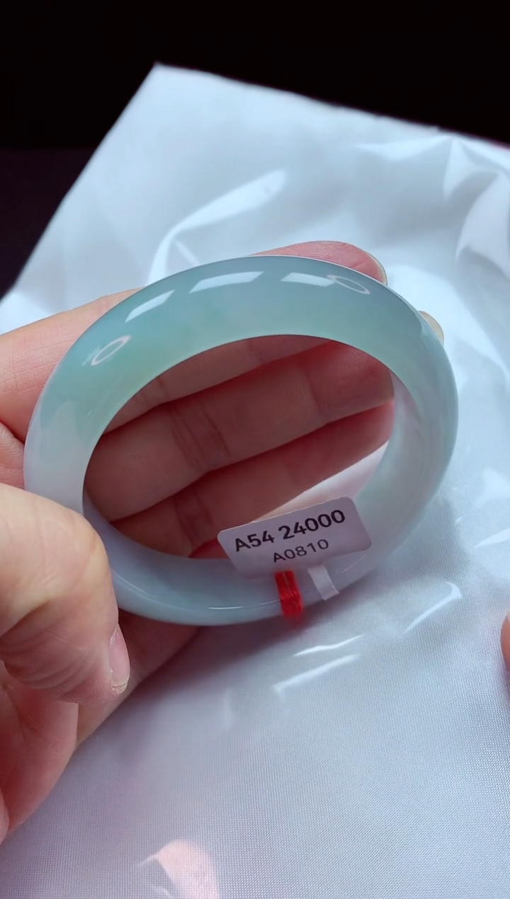 【闪购商品】翡翠手镯未镶嵌镯子54+