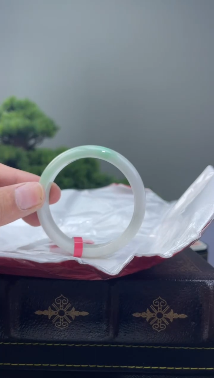 【闪购商品】翡翠手镯未镶嵌手镯11