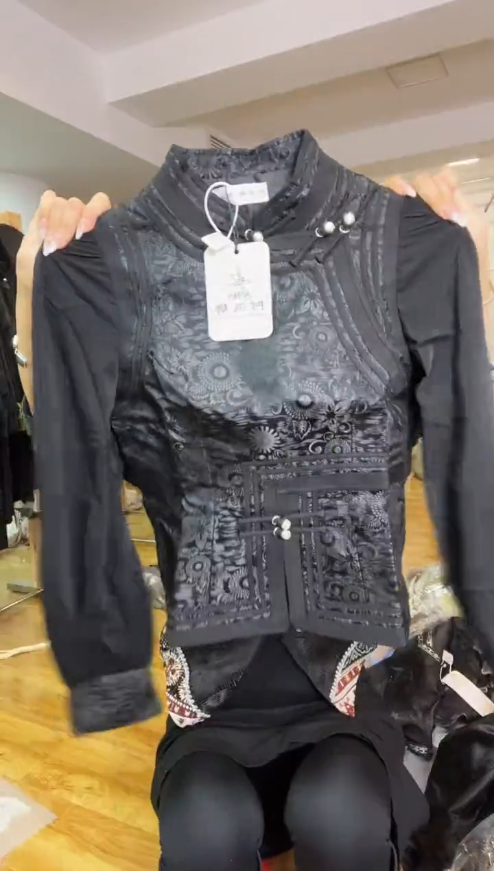 M码       90-105斤  纱袖