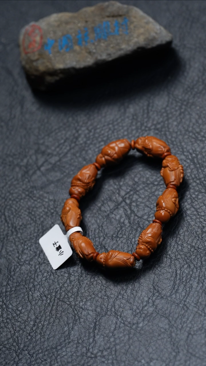 【闪购商品】橄榄核吊坠橄榄核