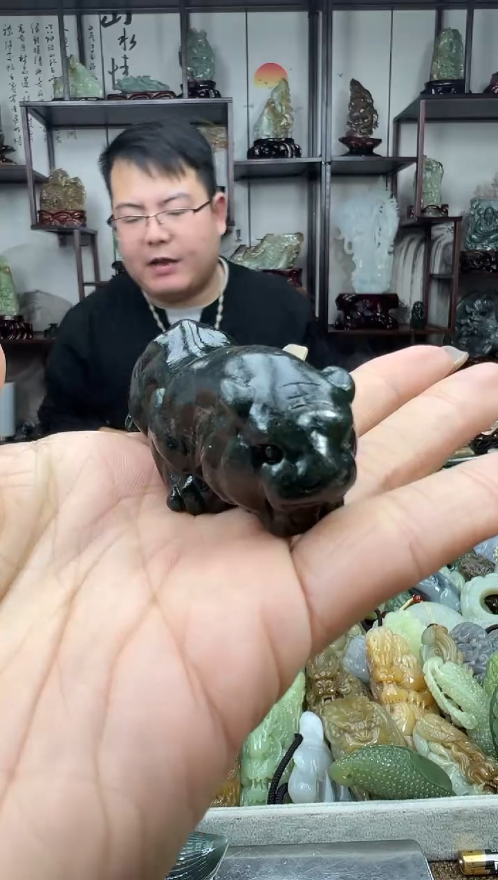 未镶嵌和田玉把件1