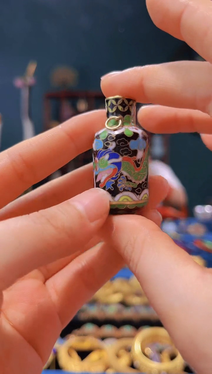 【闪购商品】非遗绝技 景泰蓝龙瓶 黑