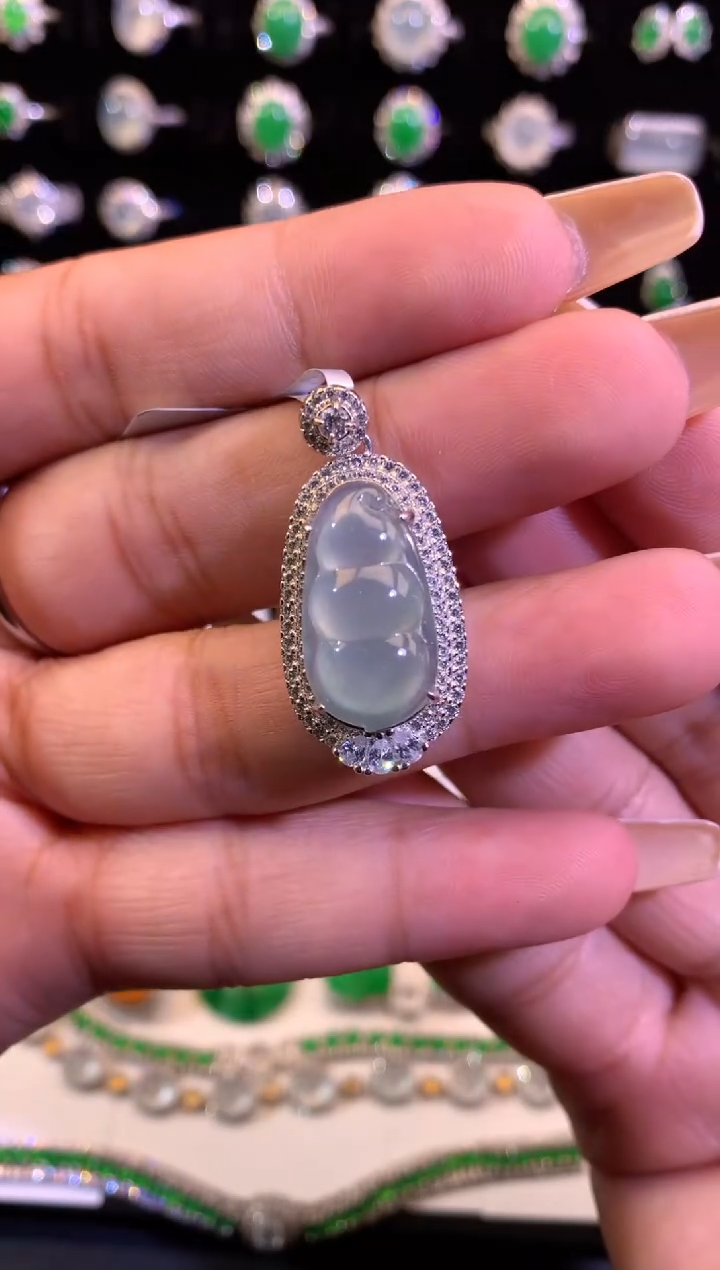 【闪购商品】翡翠未镶嵌颈饰缅甸天然A货翡翠