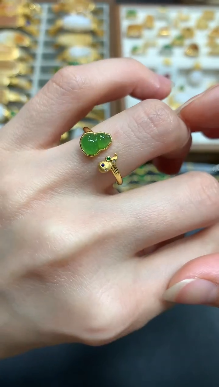 【闪购商品】和田玉戒指18K金镶嵌Q412|2500