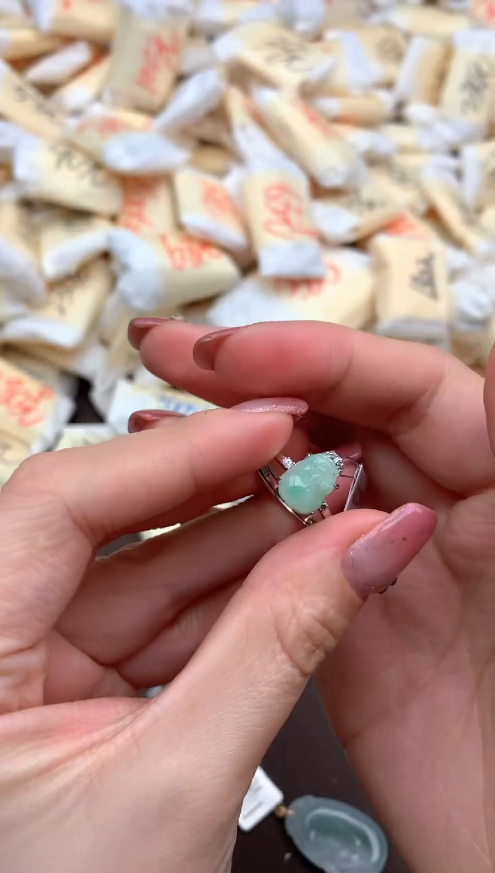 【闪购商品】翡翠戒指银S925镶嵌一