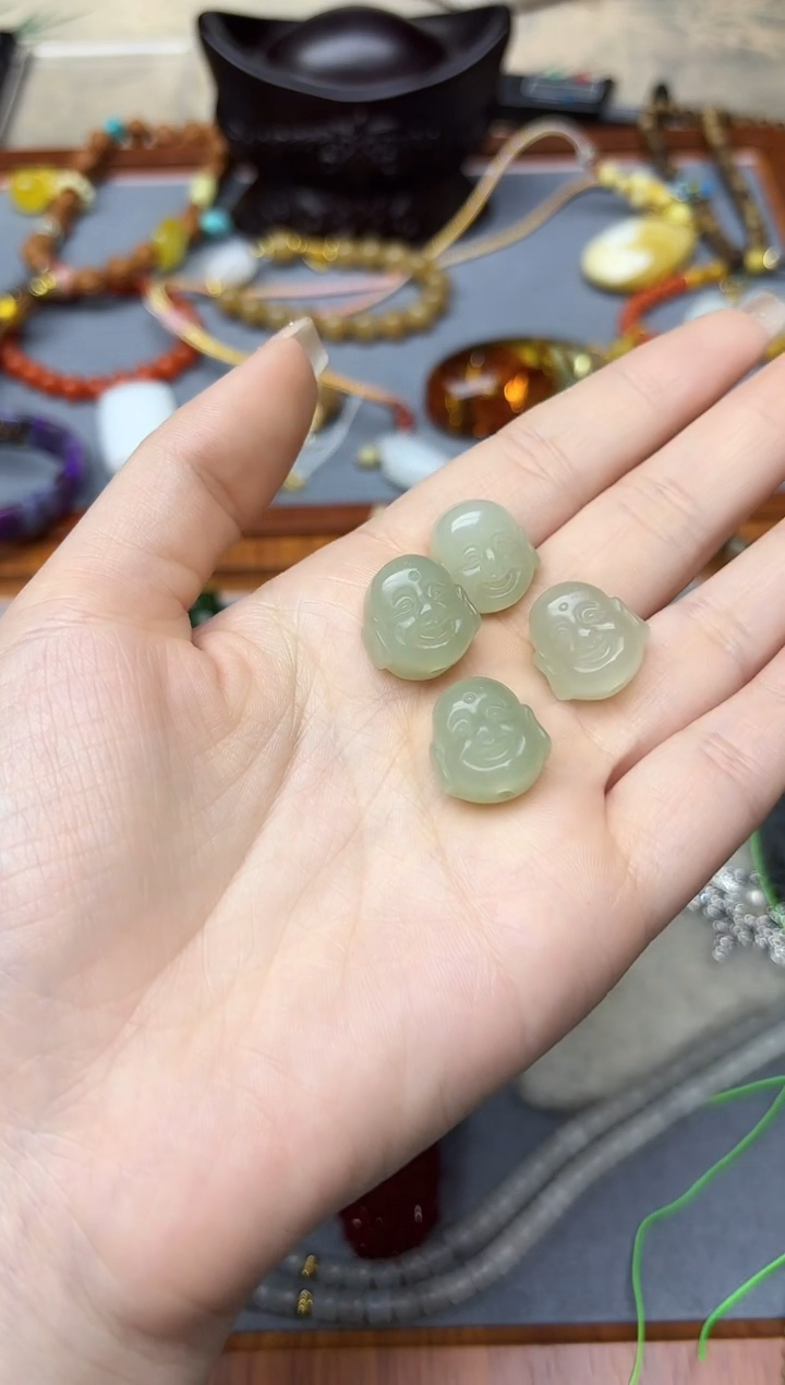 未镶嵌和田玉挂件和田玉佛首配饰ZD多样性发其一