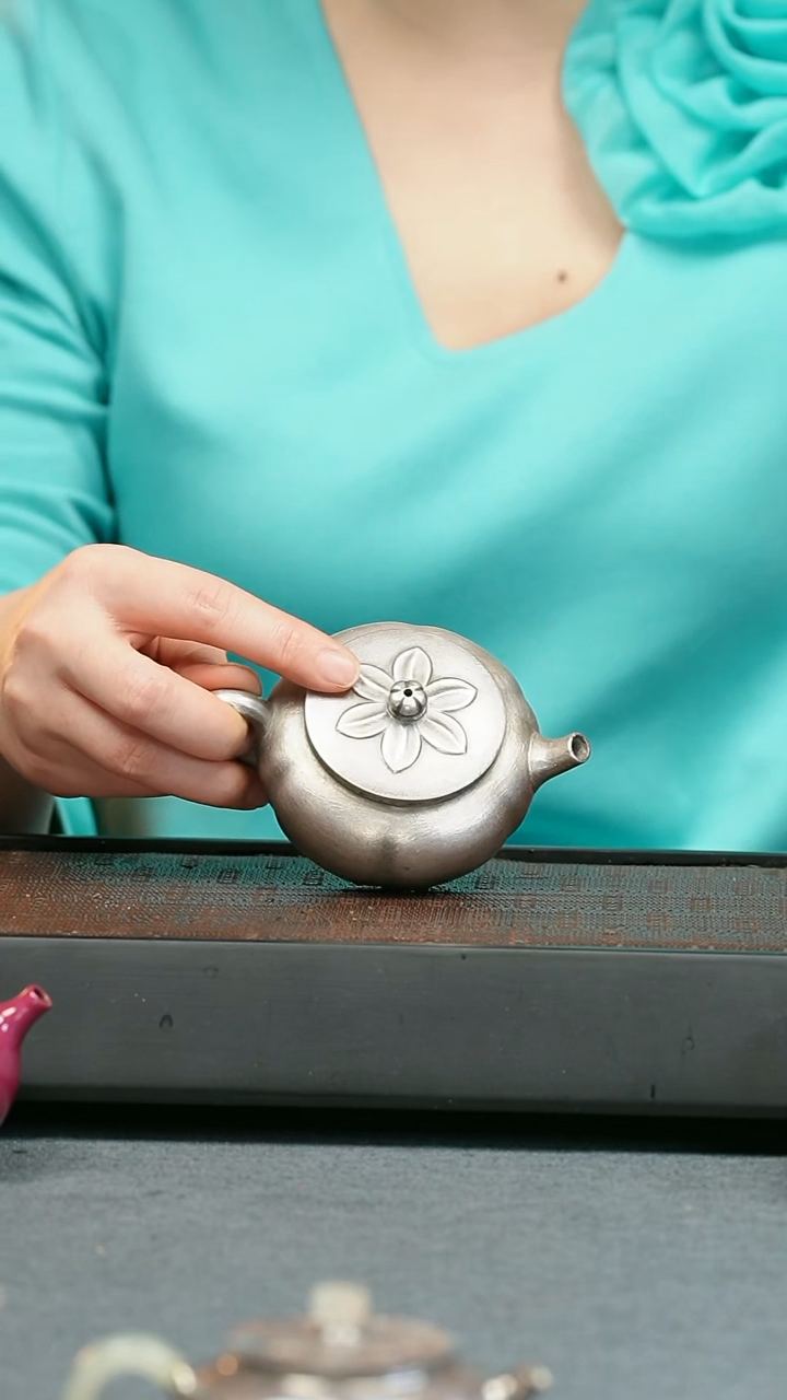 【闪购商品】紫砂茶壶五堂 银彩-莲蒲120CC