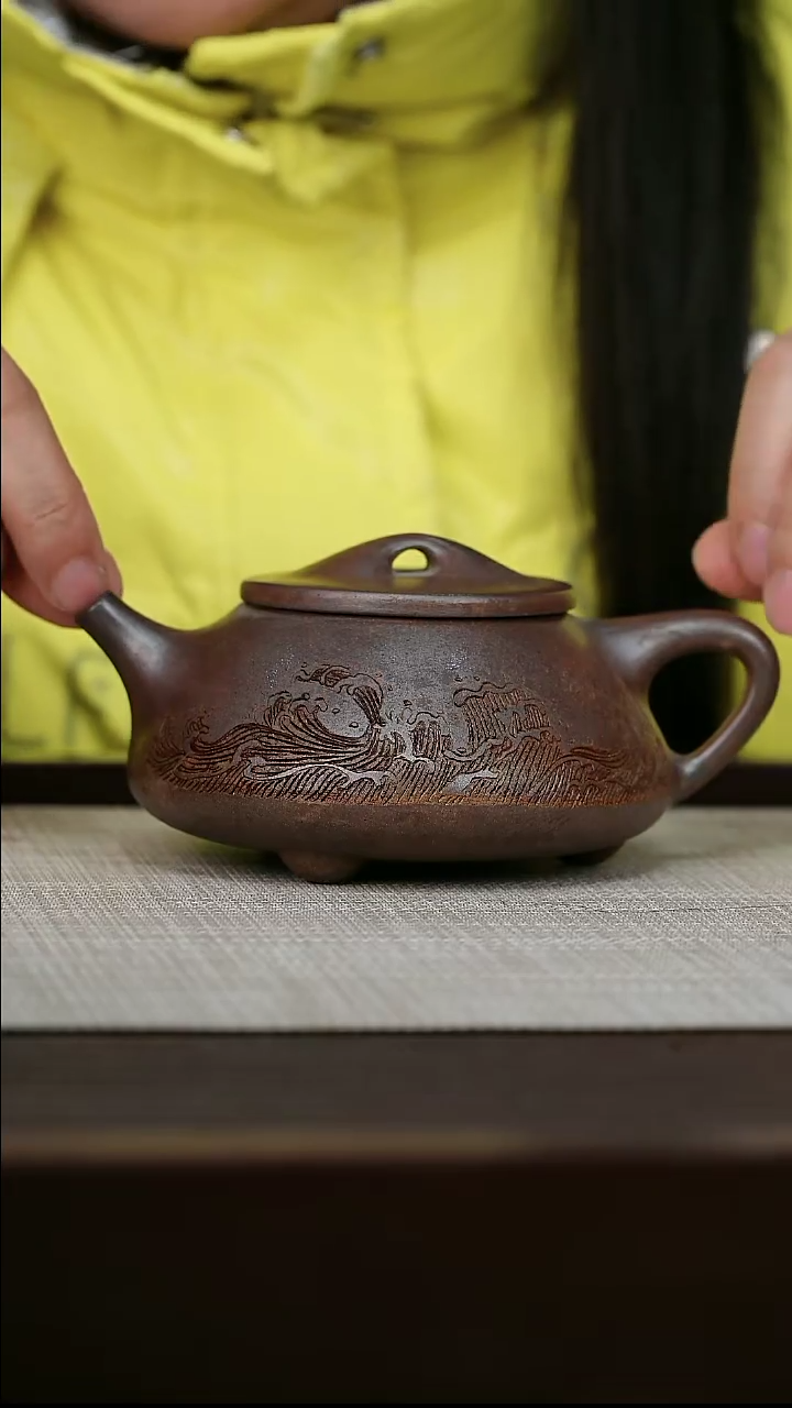 【闪购商品】宜兴原矿紫砂壶茶壶230C