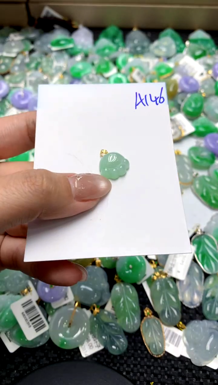 【闪购商品】翡翠颈饰18K金镶嵌111111111