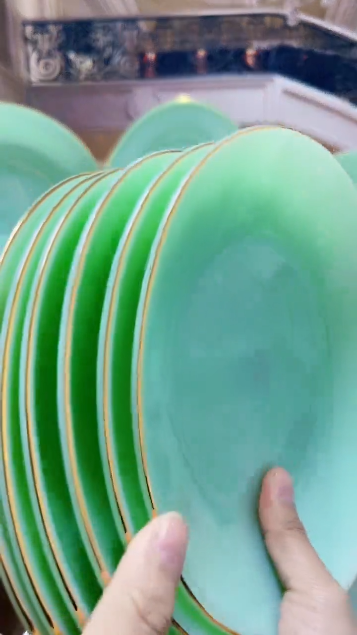 【闪购商品】.... 8英寸深盘6个  玉瓷【贝美】