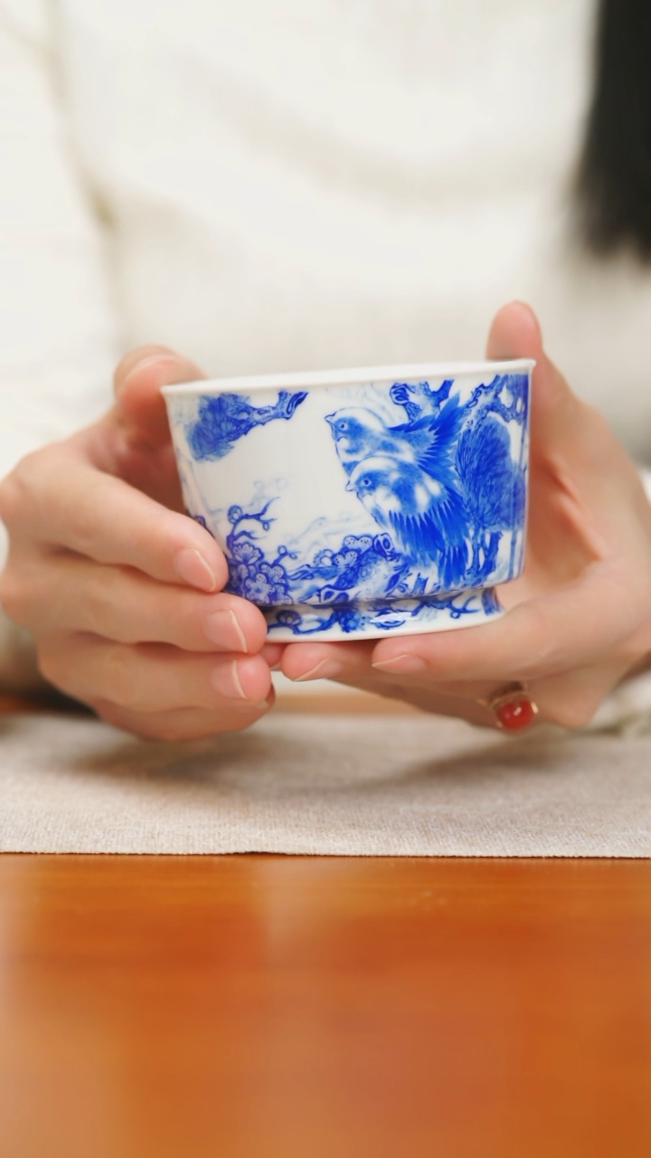 【闪购商品】景德镇正春堂青花王步三绝马蹄杯