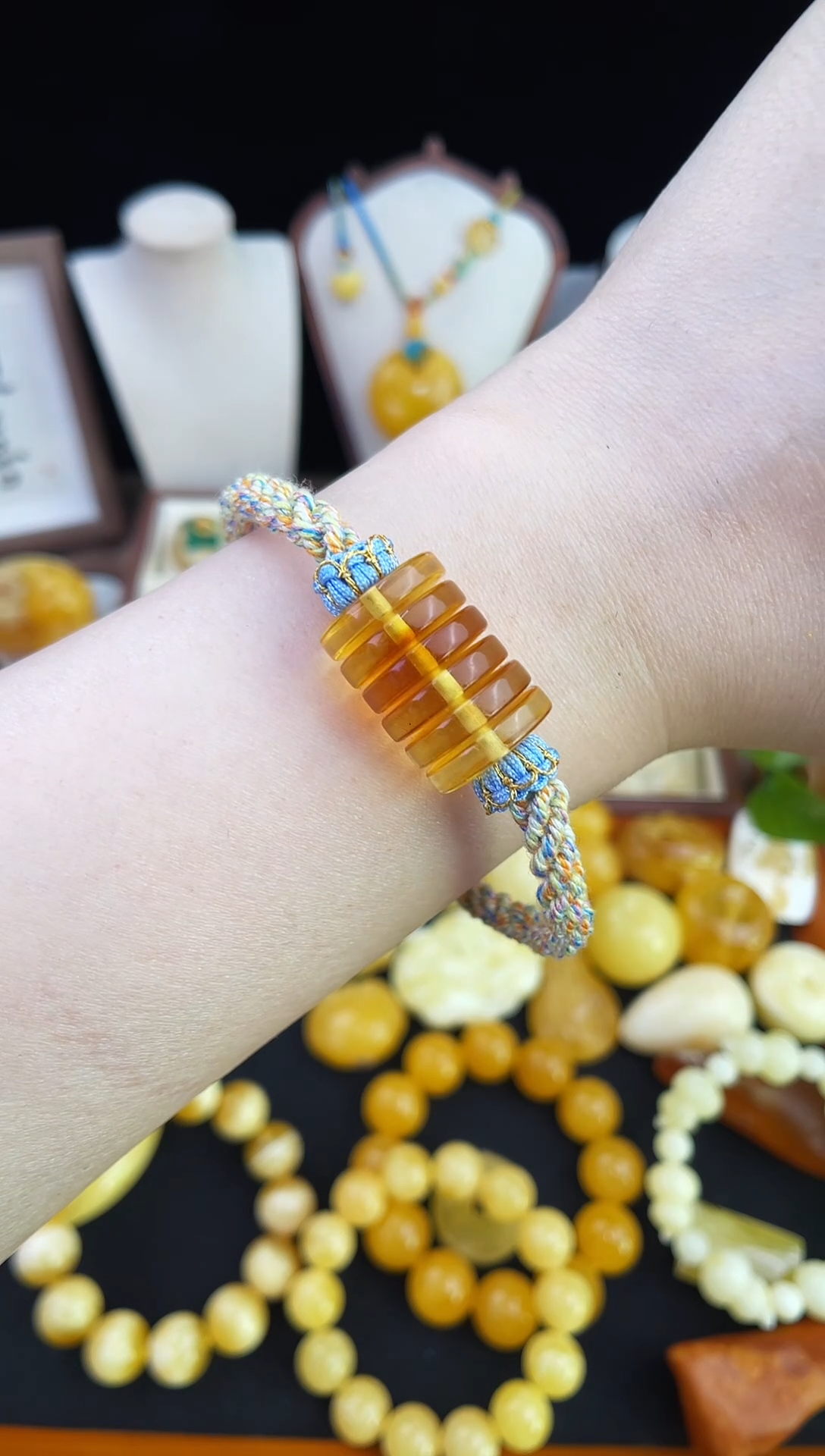 琥珀未镶嵌珠宝奇石柒月