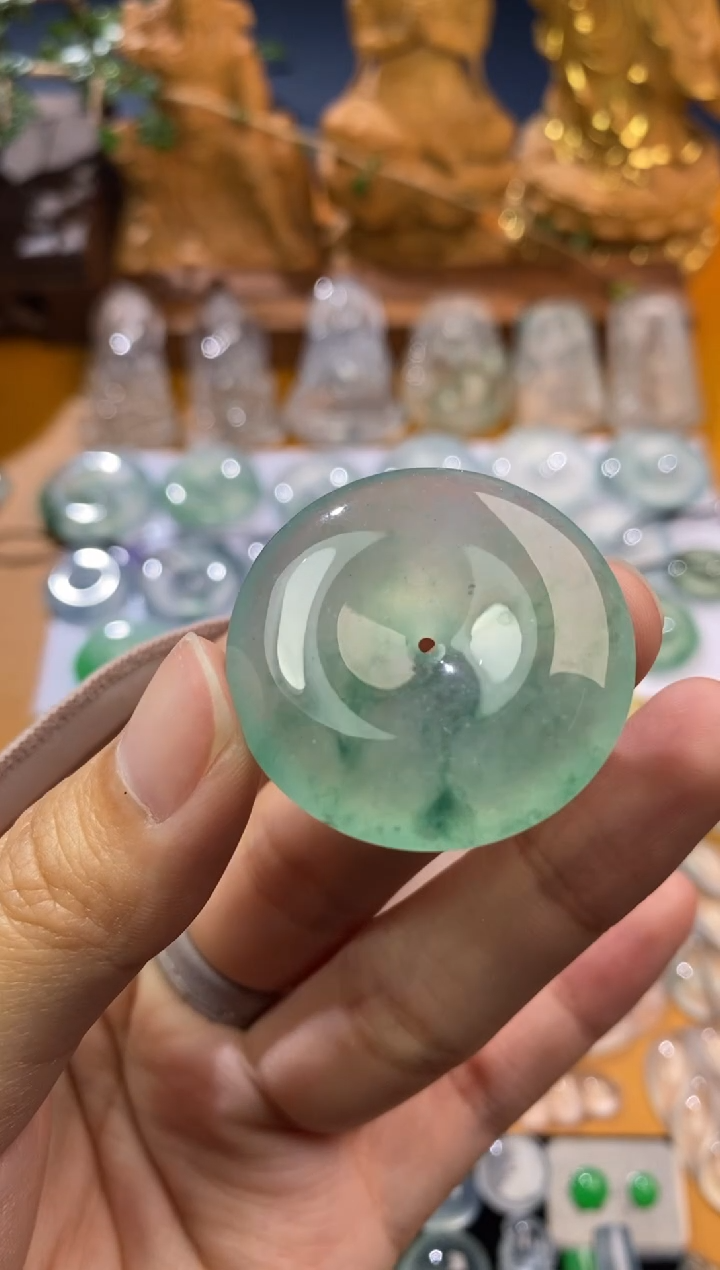 【闪购商品】定制翡翠未镶嵌平安扣33.8*7.1