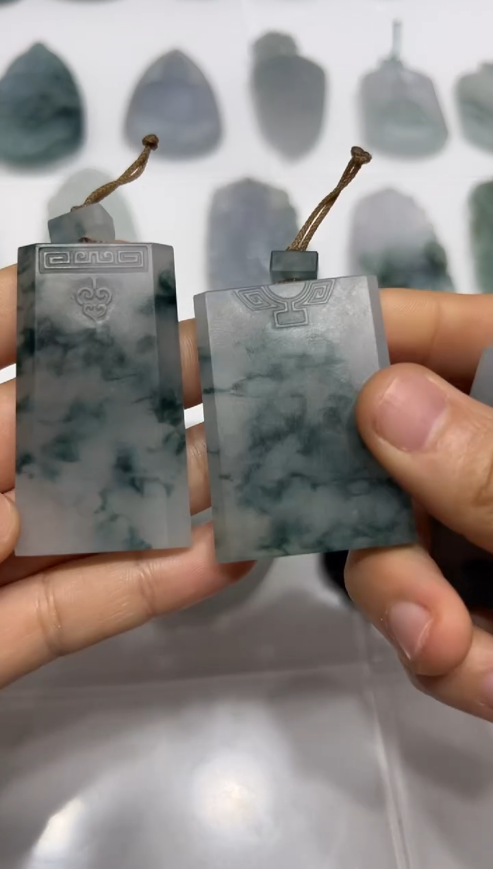 【闪购商品】定制翡翠未镶嵌无事牌