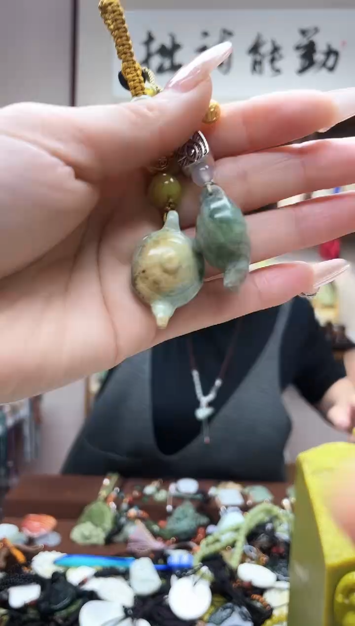 未镶嵌岫玉吊坠多样性发货拍一发一