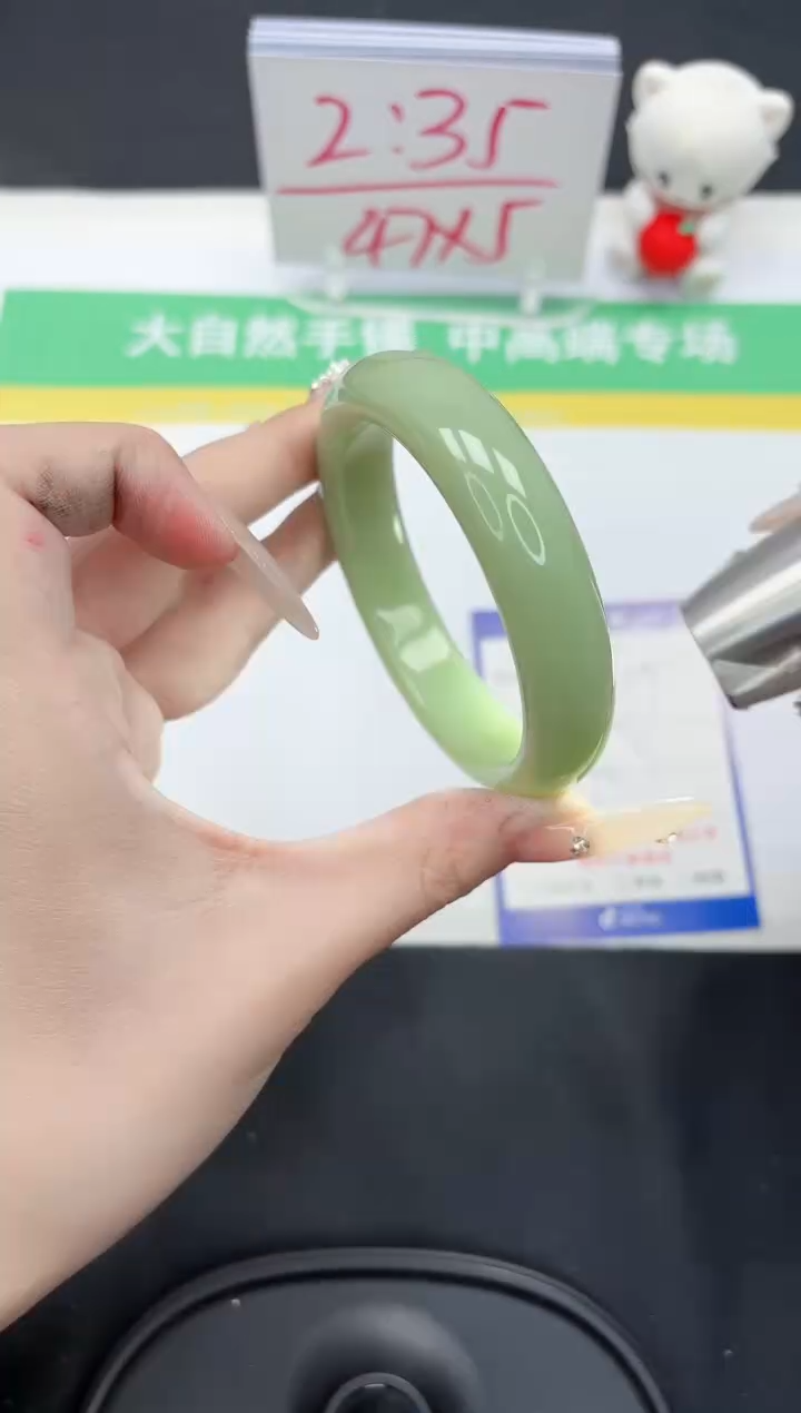 【闪购商品】石英质玉手镯未镶嵌222-60.3