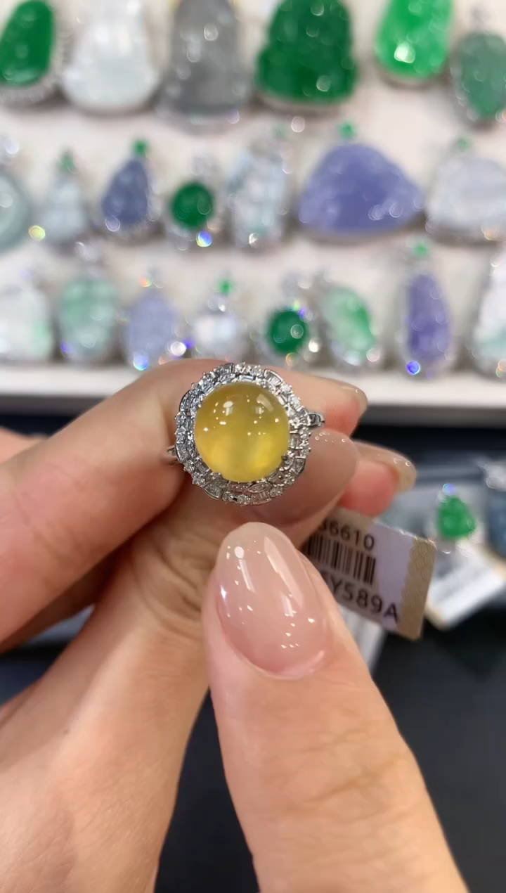 翡翠戒指18K金镶嵌q41       