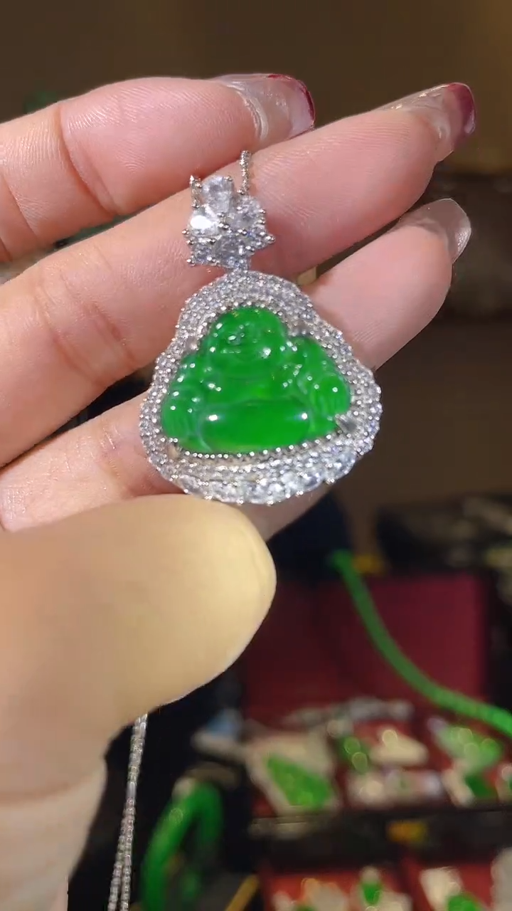 【闪购商品】翡翠吊坠(不含链)银S925镶嵌天然翡翠A货