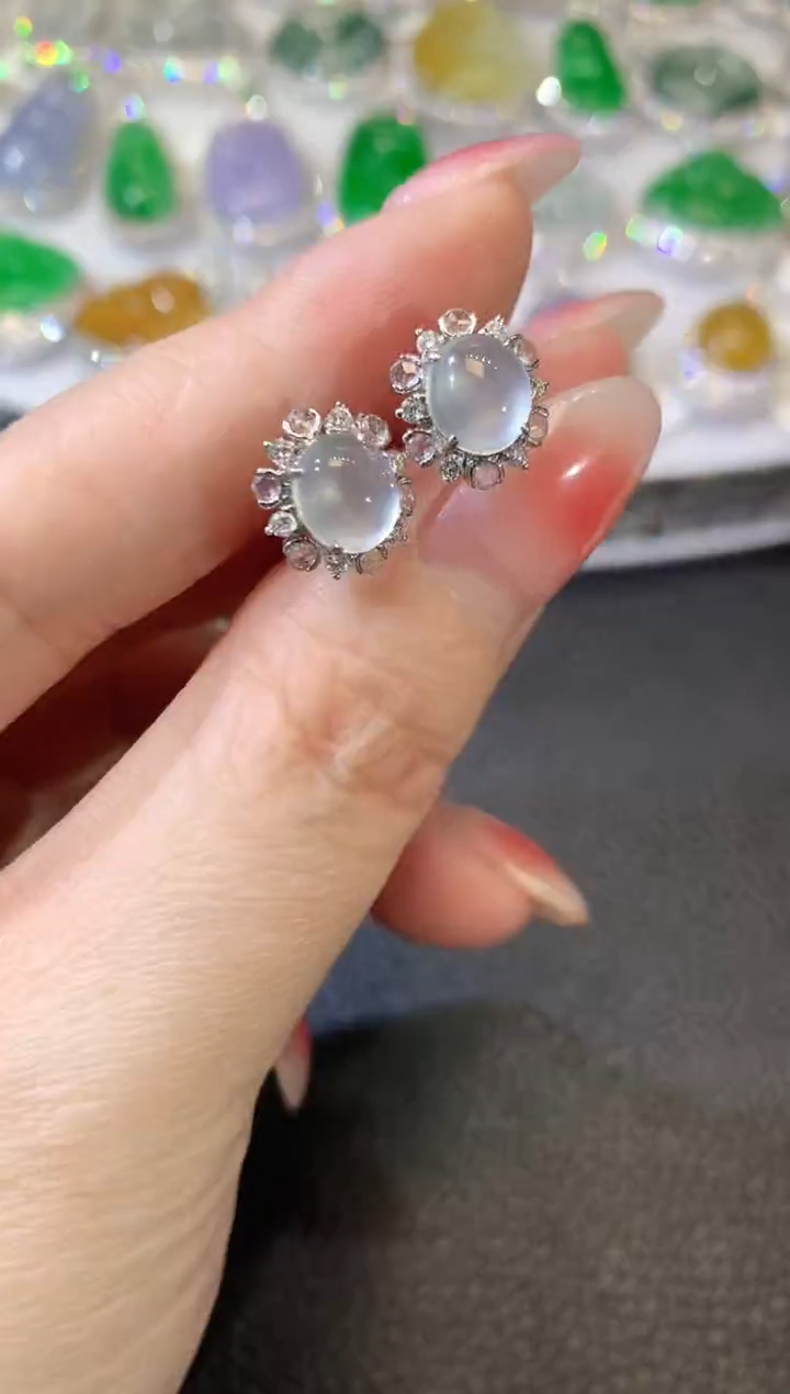 【闪购商品】翡翠耳饰18K金镶嵌A50   多样性发货一件