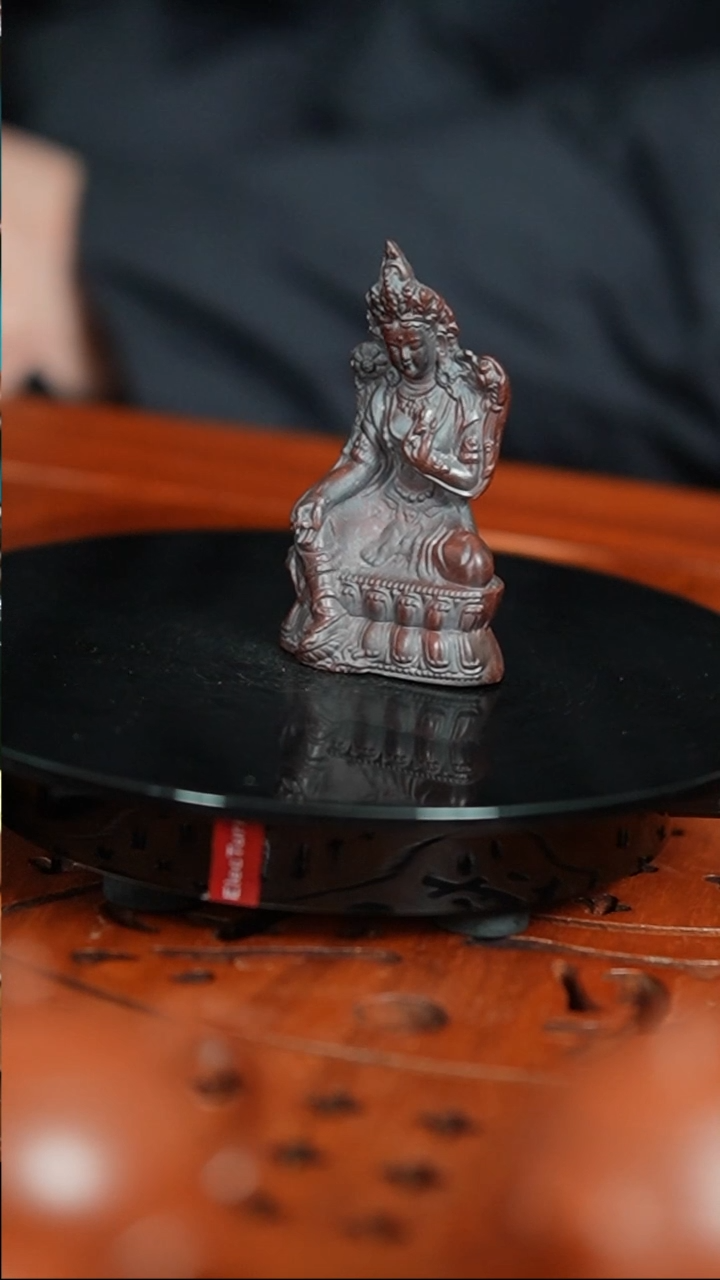 【闪购商品】紫砂茶宠古红泥刻绘绿豆母精品摆件