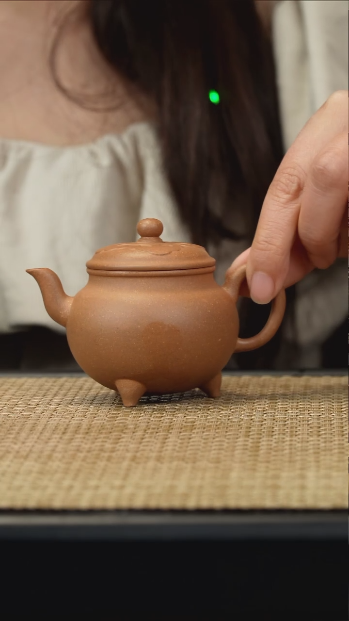 紫砂茶壶老段泥三足大彬100c