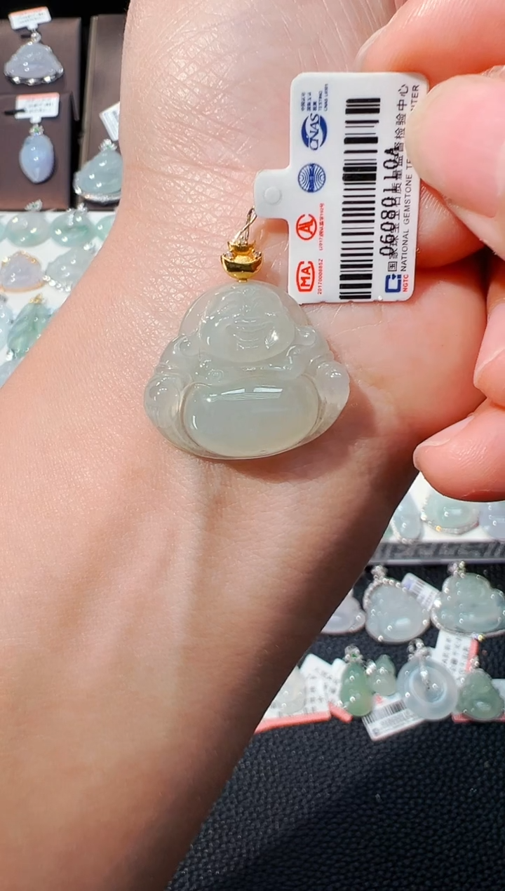 【闪购商品】翡翠吊坠(不含链)18K金镶嵌佛公吊坠110A