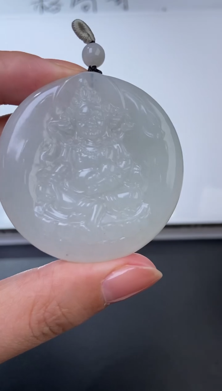 未镶嵌挂件翡翠374869   多人