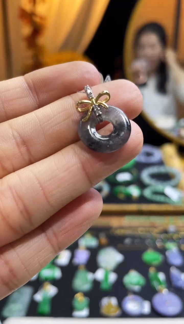 颈饰未镶嵌翡翠甜甜圈 百元以下不出证 