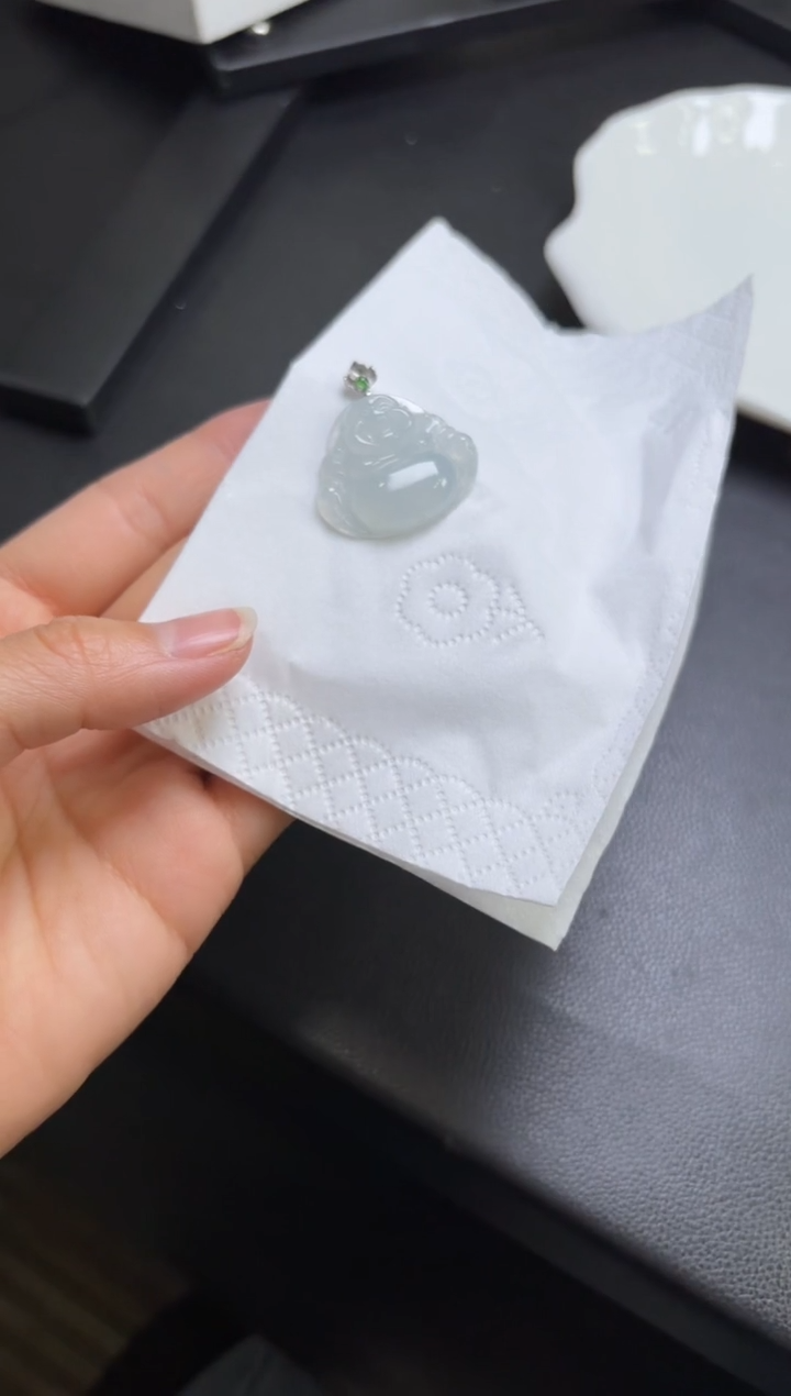 【闪购商品】翡翠挂件18K金镶嵌发一件99999