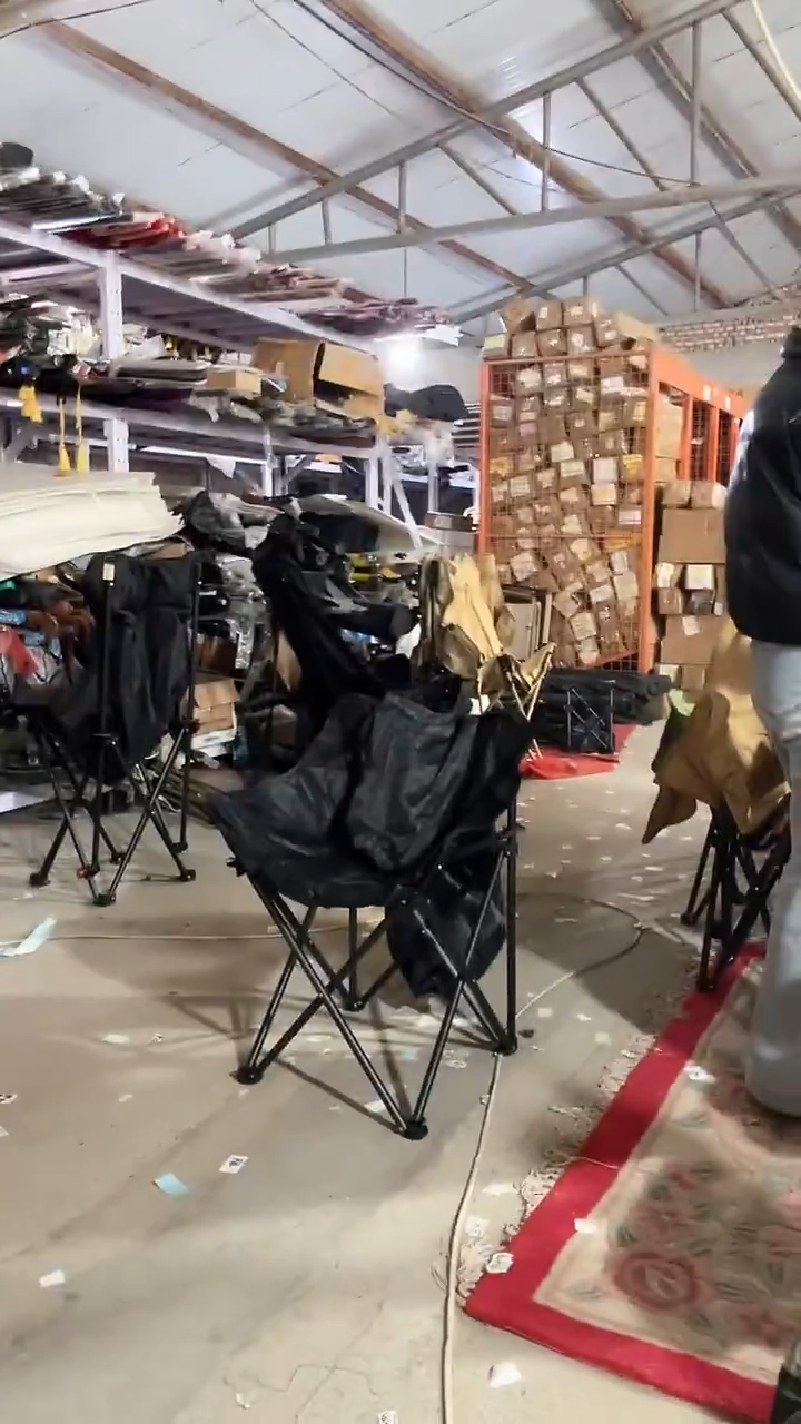 铁瑕疵   低背月亮椅   黑色