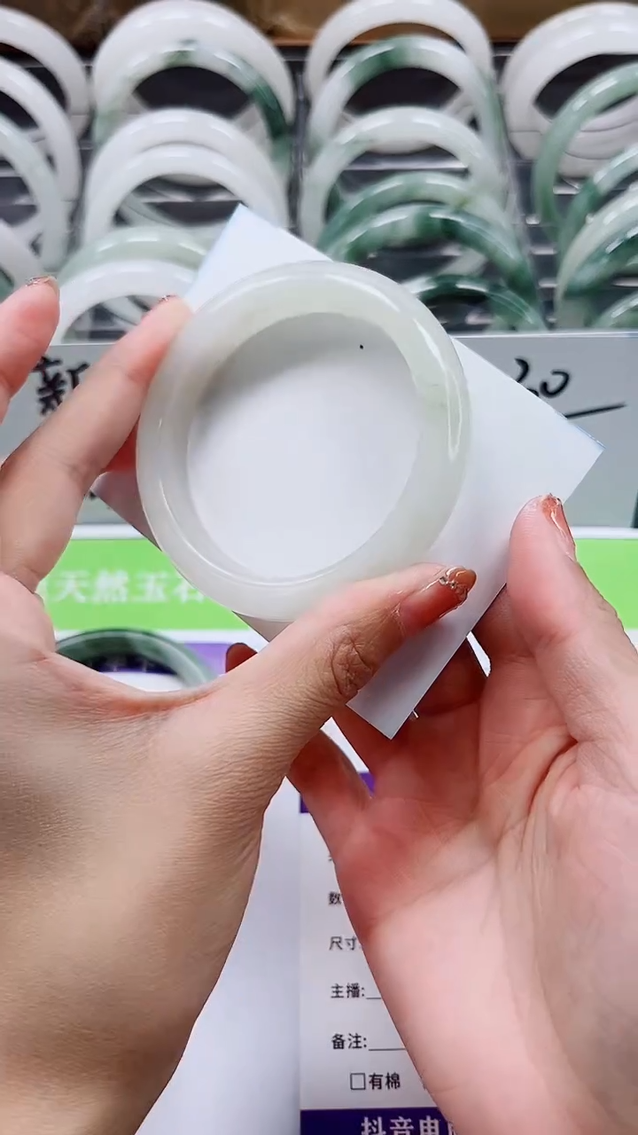 【闪购商品】石英质玉手镯合金A27-53/54