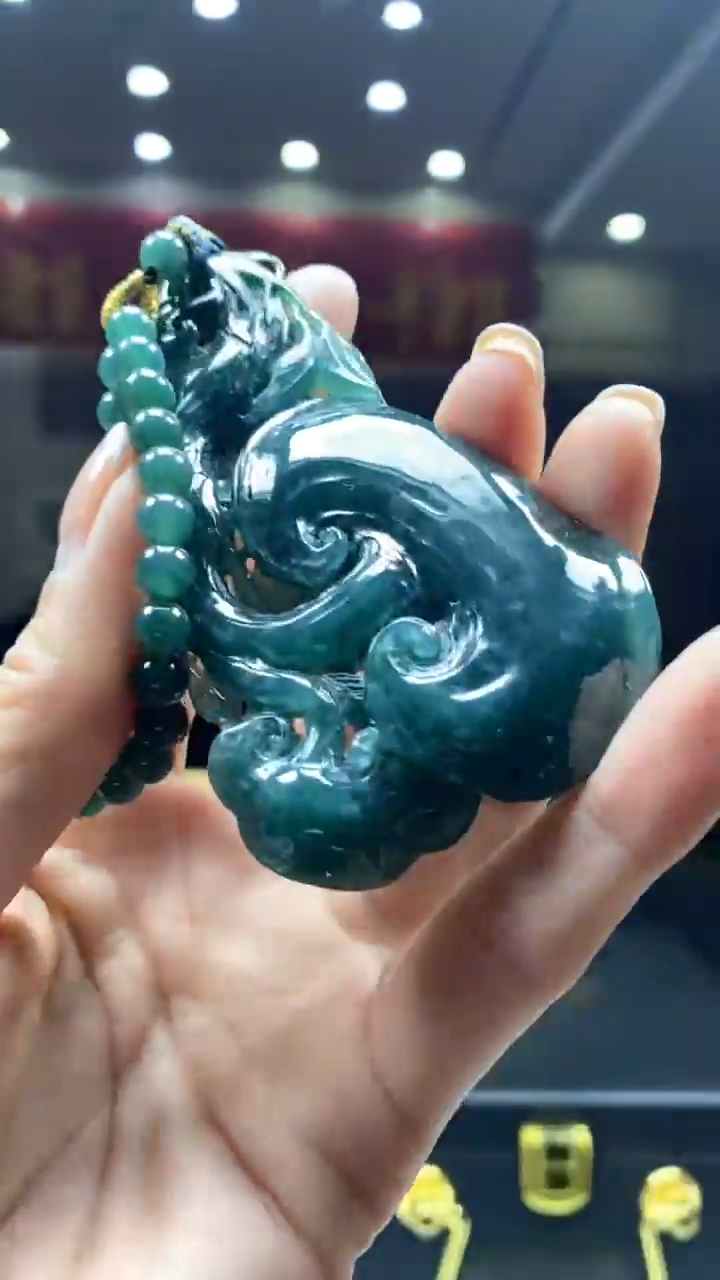 【闪购商品】翡翠颈饰未镶嵌********679