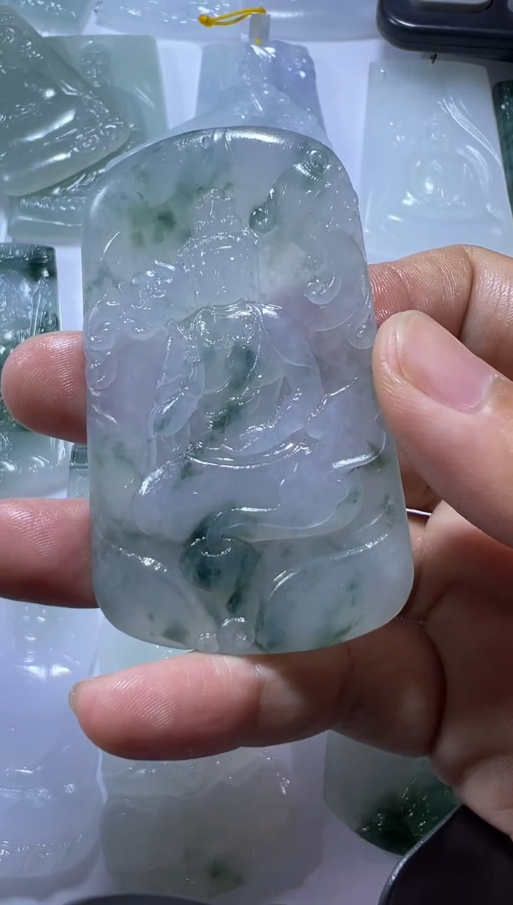 未镶嵌定制翡翠牌子