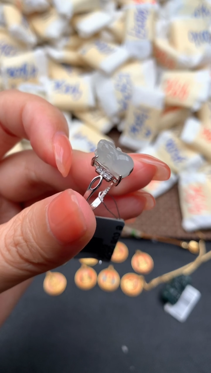 银S925镶嵌挂件翡翠福利