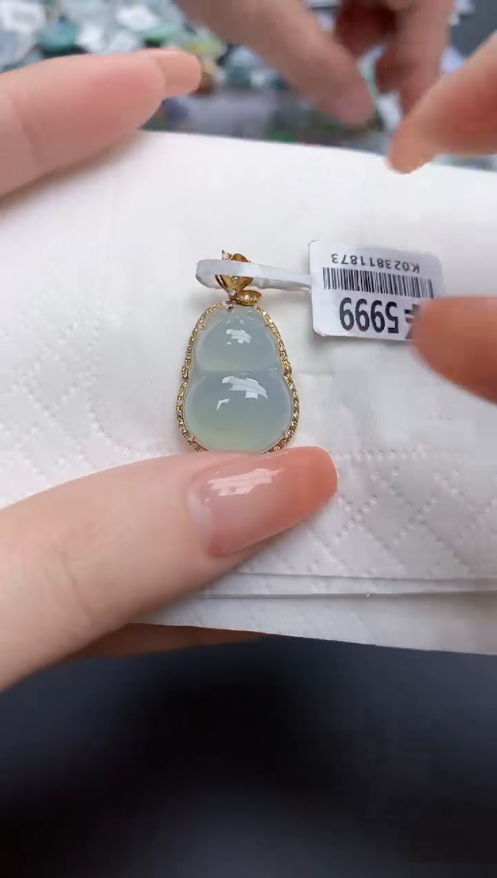 【闪购商品】翡翠颈饰18K金镶嵌天然缅甸翡翠A货