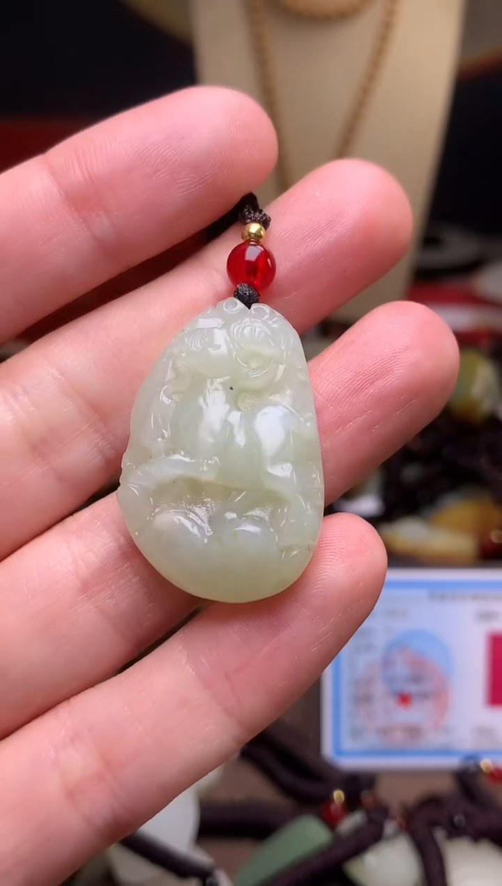 颈饰未镶嵌和田玉新疆料青海料清水和田玉吊坠