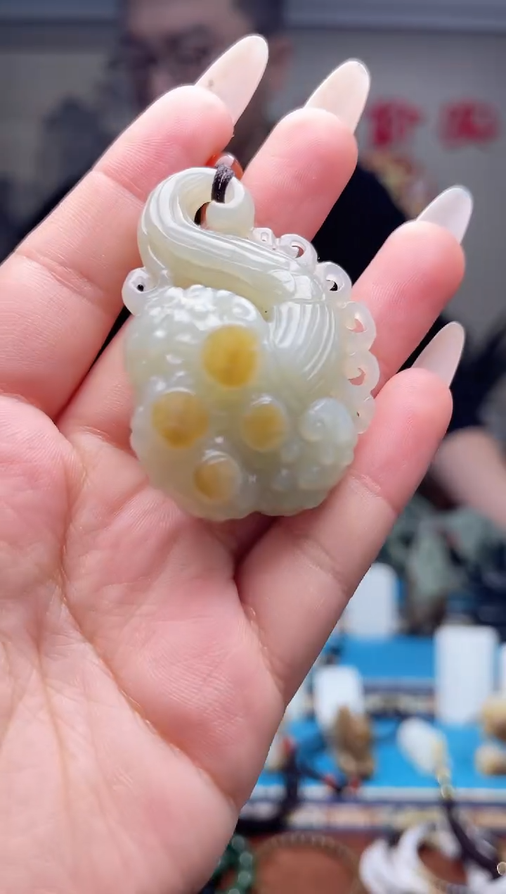 【闪购商品】和田玉挂件未镶嵌1