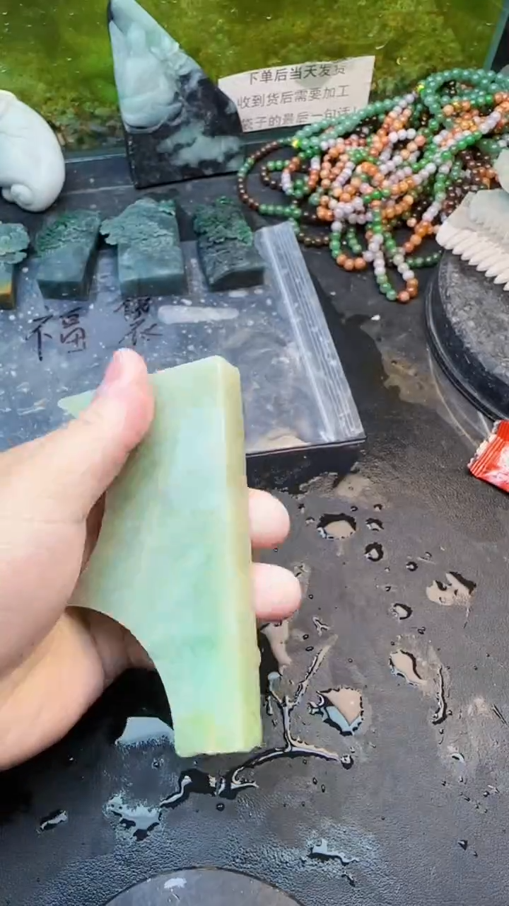 【闪购商品】翡翠颈饰未镶嵌330天然翡翠