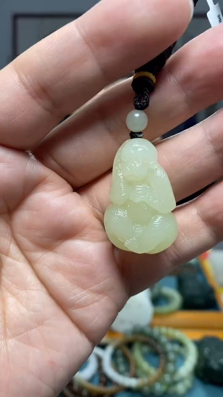 颈饰未镶嵌和田玉9