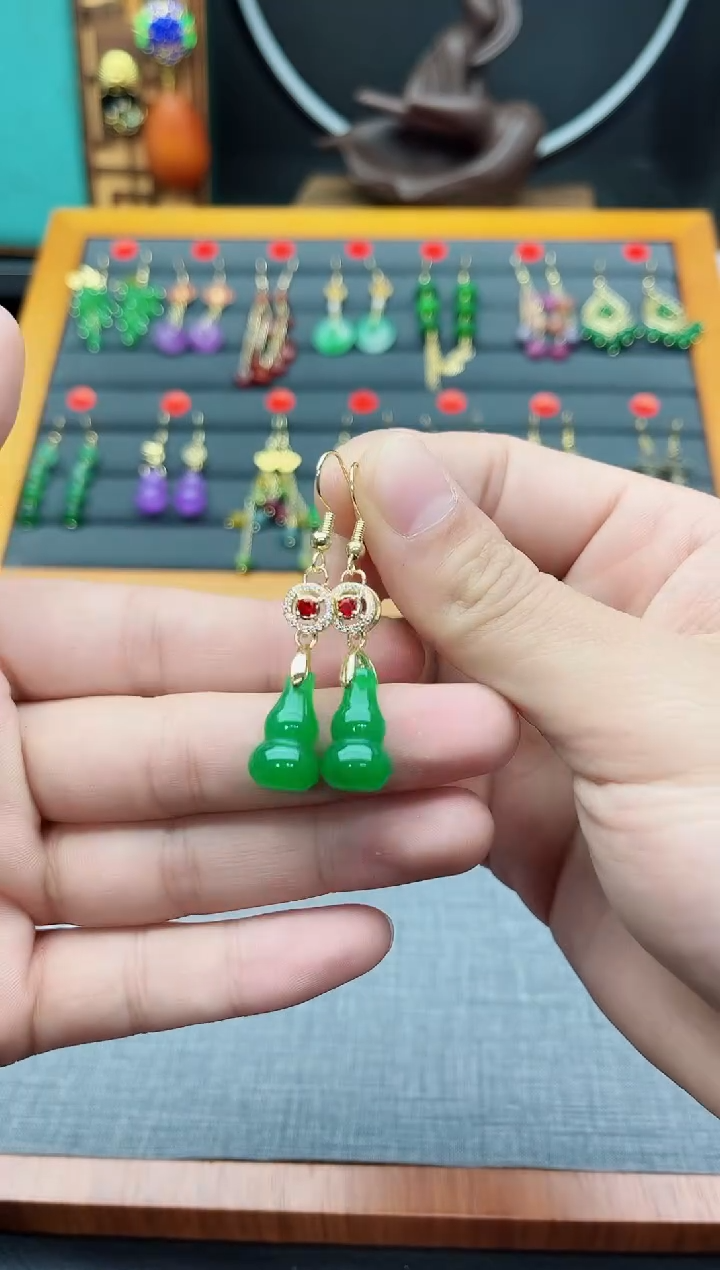 【闪购商品】玛瑙/玉髓耳钉合金7302000