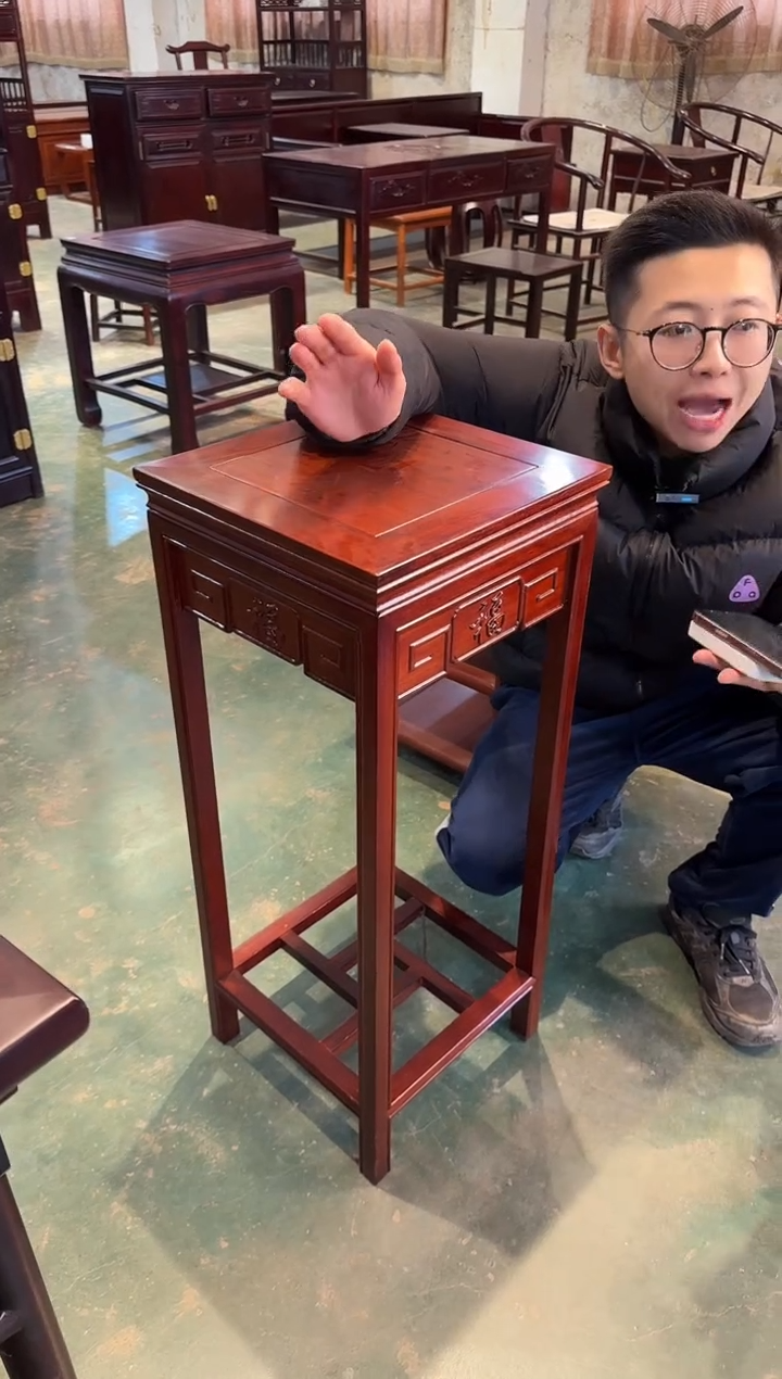 花梨木类成套家具福字花架