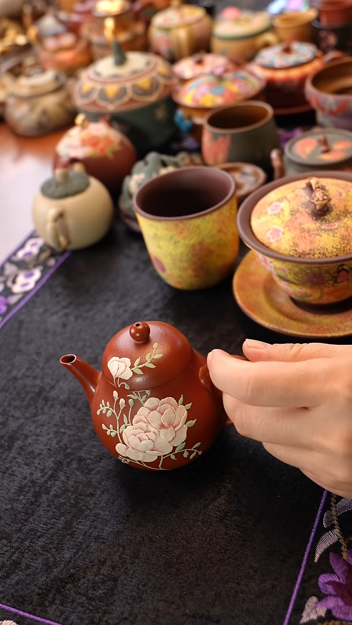 茶壶紫砂朱泥梨形壶牡丹
