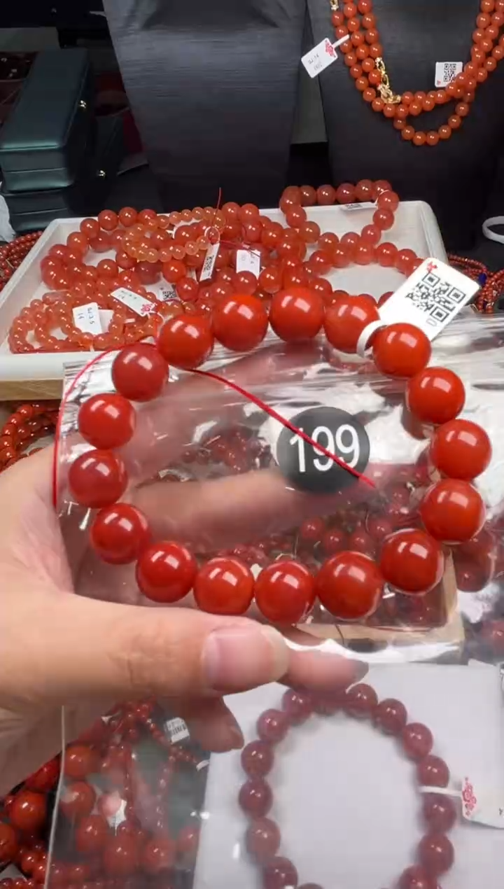 【闪购商品】南红玛瑙珠宝奇石未镶嵌19913