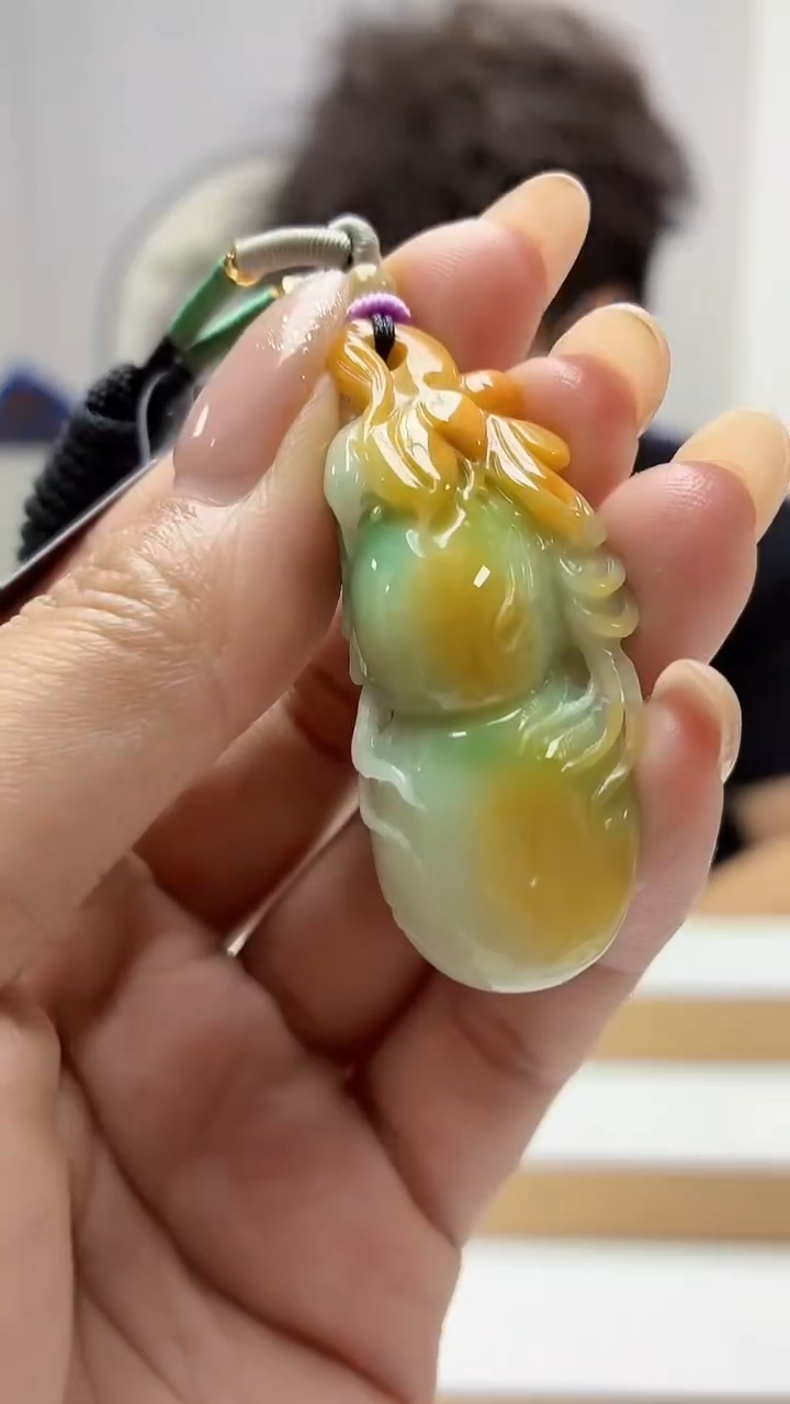 未镶嵌定制翡翠4688MM-毛货挂件60